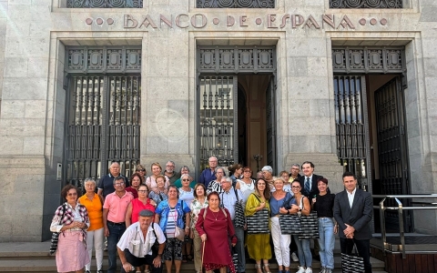 Visita_mayores_Banco_España