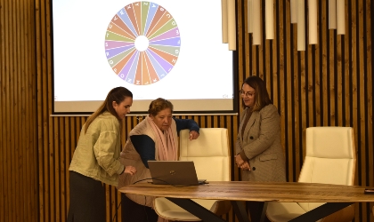 Foto recurso sorteo Mujeres a la playa