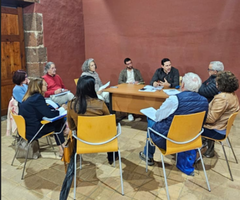 Foto reunión mucho por vivir 26