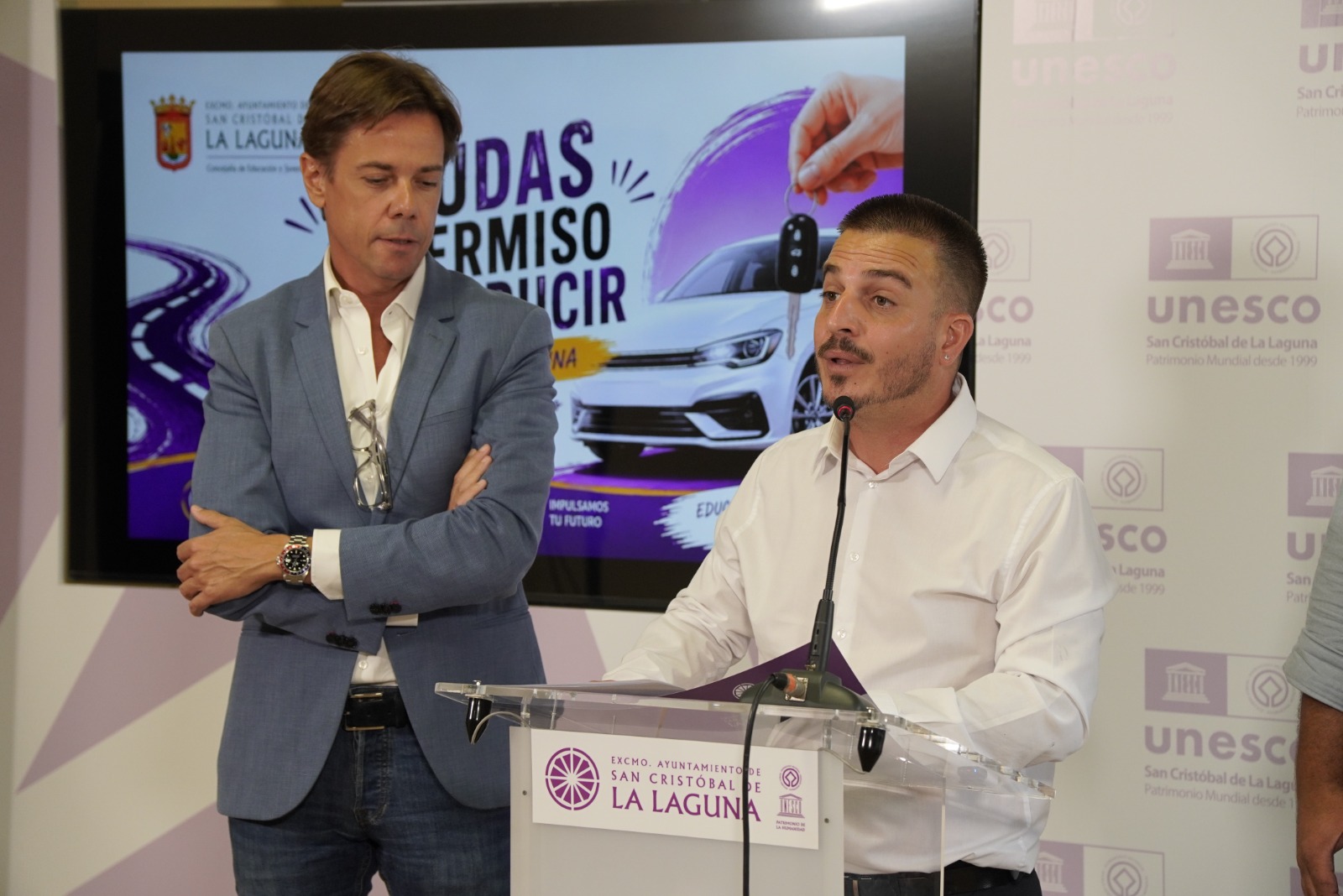 AYUDAS 2
